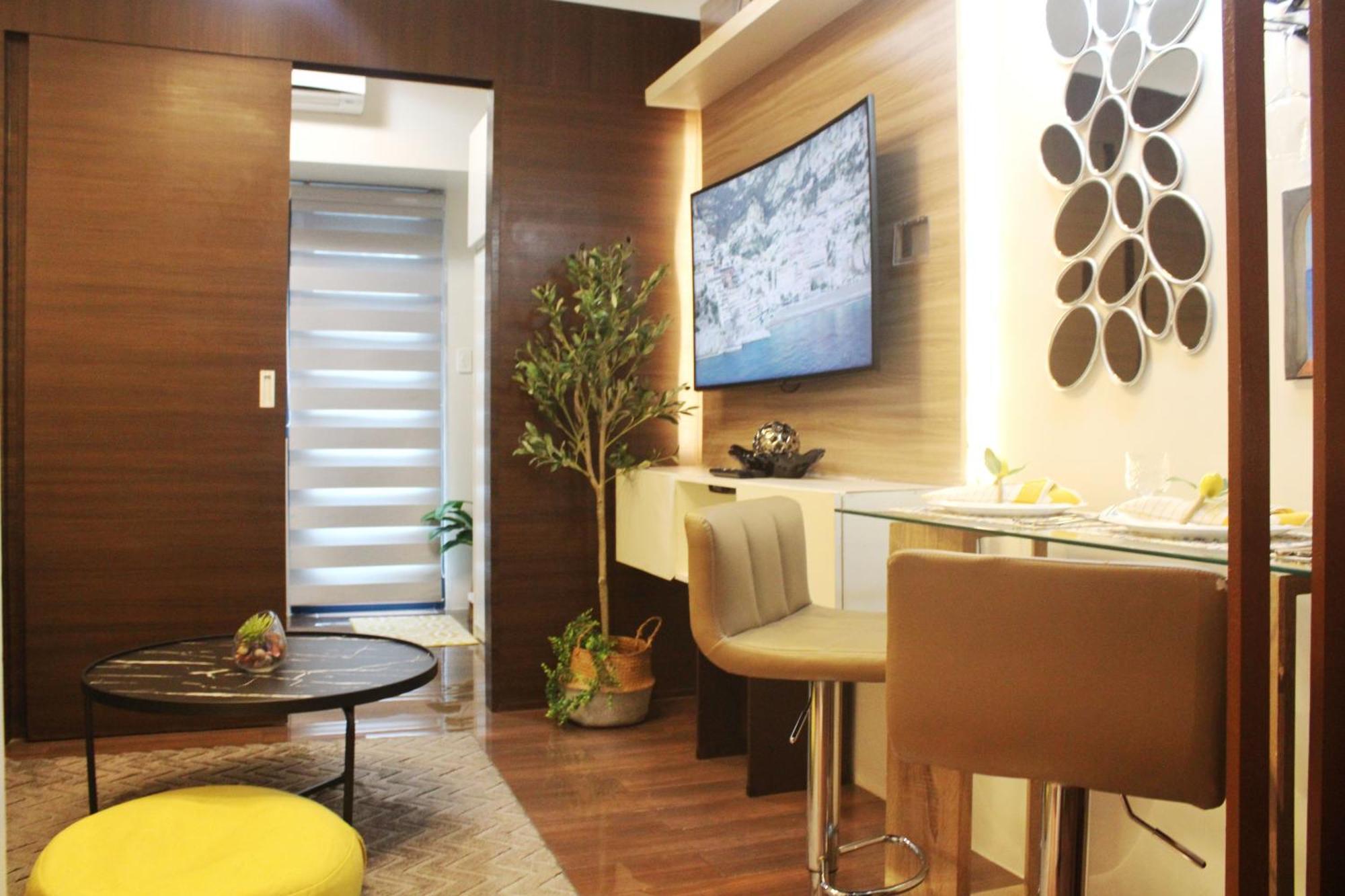 Stylish&Comfort Unit With Balcony In Air Makati Makati City Zewnętrze zdjęcie